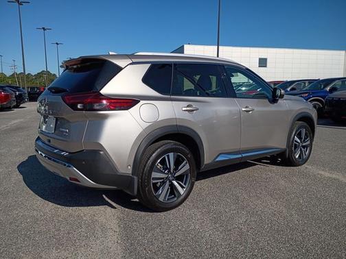 Champagne Silver 2023 Nissan Rogue Platinum