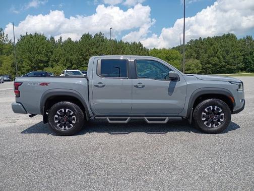 Boulder Gray Metallic 2024 Nissan Frontier PRO-4X