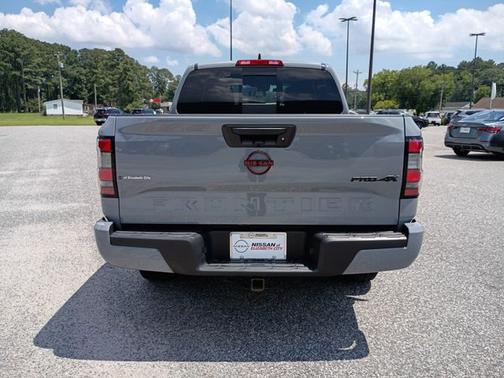 Boulder Gray Metallic 2024 Nissan Frontier PRO-4X