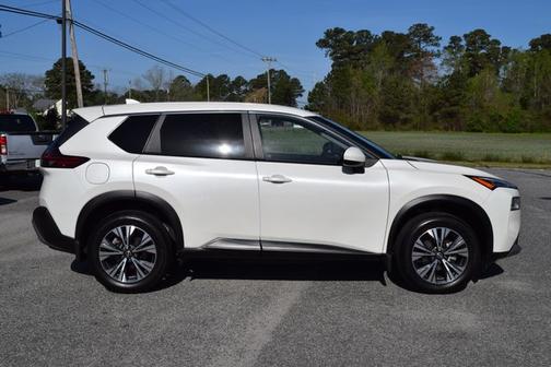White 2023 Nissan Rogue SV