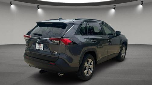 2023 Toyota RAV4 Hybrid XLE