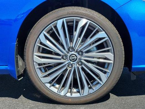 2025 Nissan Altima SL