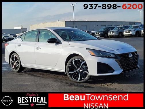 2025 Nissan Altima SR