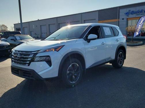 2025 Nissan Rogue SV