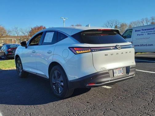 2025 Nissan Murano SL