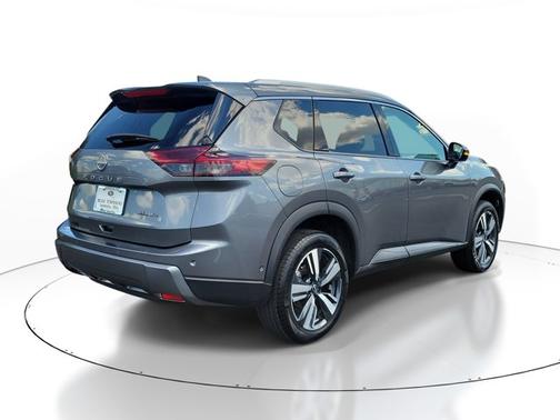 Gun Metallic 2026 Nissan Rogue SL