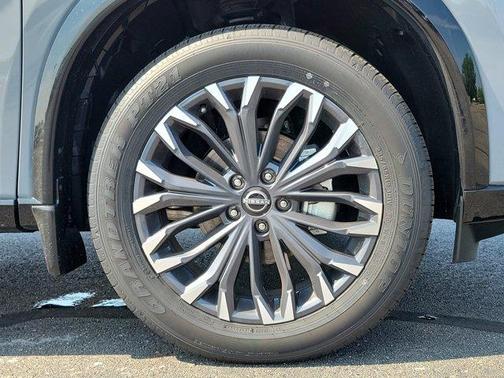 2025 Nissan Rogue Platinum