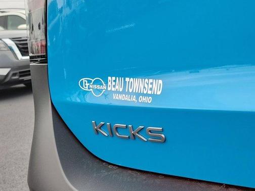 2026 Nissan Kicks SR