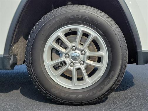 2018 Jeep Grand Cherokee Laredo E