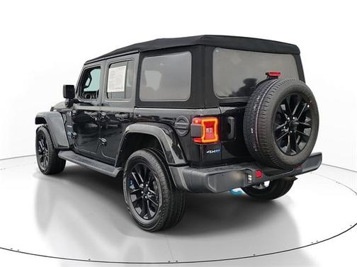 2022 Jeep Wrangler Unlimited 4xe Sahara