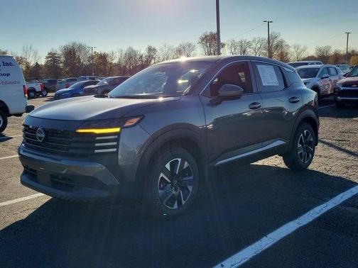 2025 Nissan Kicks SV