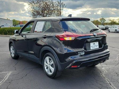 2021 Nissan Kicks S