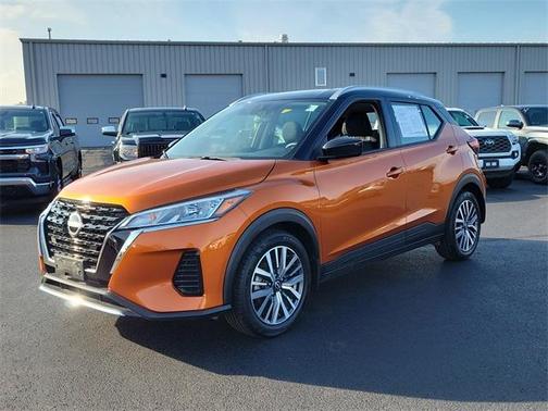 2023 Nissan Kicks SV