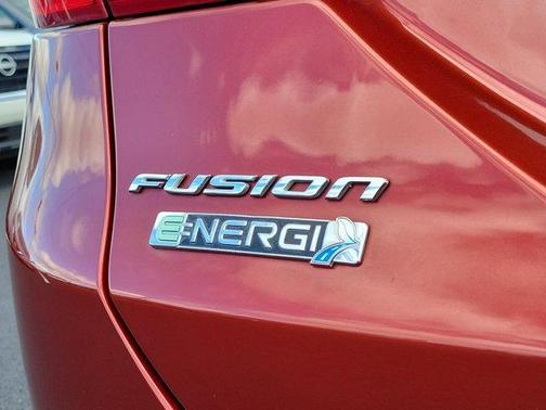 2014 Ford Fusion Energi SE Luxury