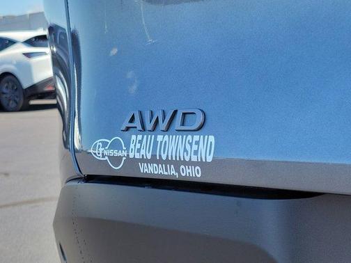 2025 Nissan Murano SV