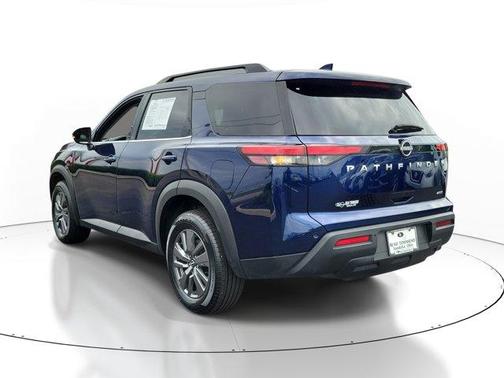 Deep Ocean Blue 2025 Nissan Pathfinder SV