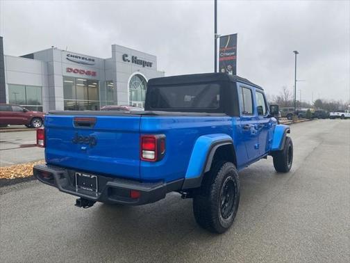 2024 Jeep Gladiator Sport S