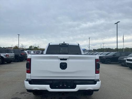 2020 RAM 1500 Big Horn Crew Cab 4x4 57' Box