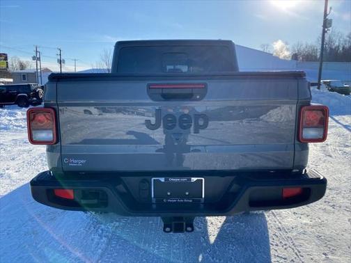 2022 Jeep Gladiator Willys 4x4