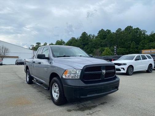 2022 RAM 1500 Classic Tradesman Quad Cab 4x4 64' Box