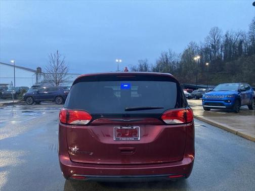 2020 Chrysler Pacifica Touring
