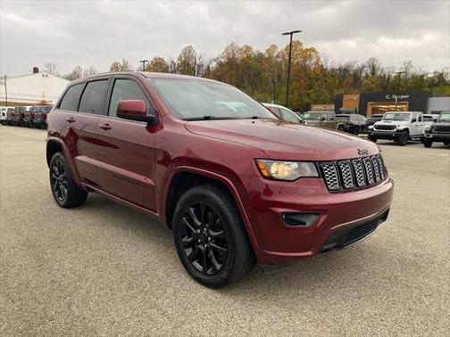 2021 Jeep Grand Cherokee Laredo X 4x4