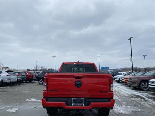 2020 RAM 1500 Big Horn Crew Cab 4x4 57' Box