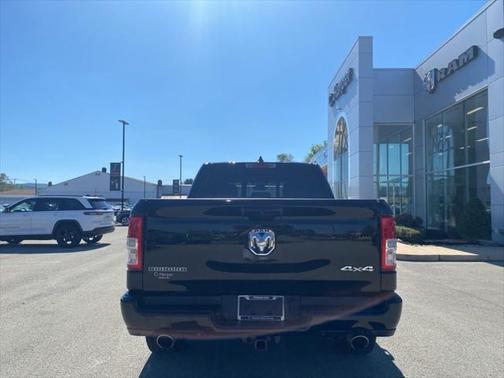 2021 RAM 1500 Big Horn Crew Cab 4x4 57' Box