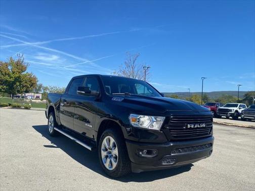 2021 RAM 1500 Big Horn Crew Cab 4x4 57' Box