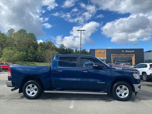 2019 RAM 1500 Big Horn/Lone Star Crew Cab 4x4 57' Box