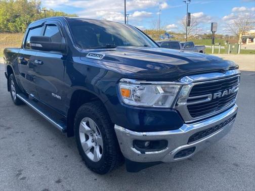 2019 RAM 1500 Big Horn/Lone Star Crew Cab 4x4 57' Box