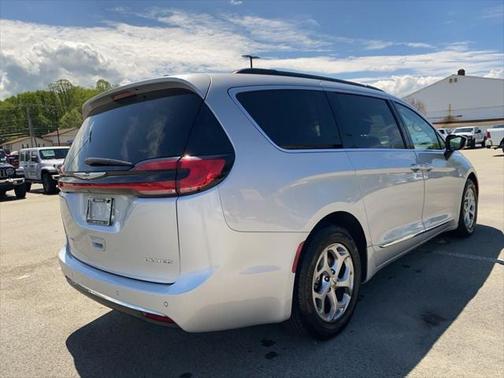 2023 Chrysler Pacifica Limited