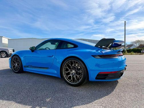 2023 Porsche 911 Carrera T