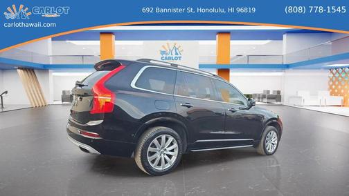 2017 Volvo XC90 T6 Momentum