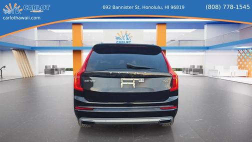 2017 Volvo XC90 T6 Momentum