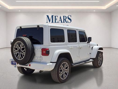 Bright White Clearcoat 2024 Jeep Wrangler 4xe High Altitude