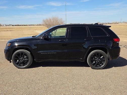 2020 Jeep Grand Cherokee Altitude