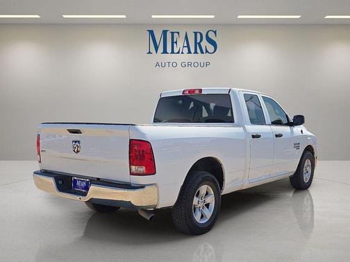 2024 RAM 1500 Classic SLT