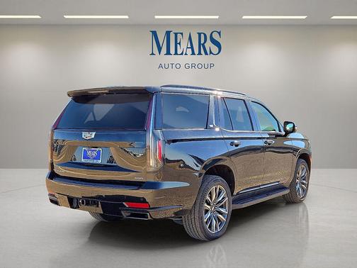 2023 Cadillac Escalade Sport