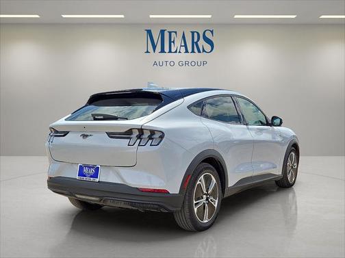 2022 Ford Mustang Mach-E Select