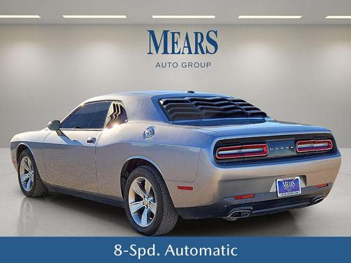 2015 Dodge Challenger SXT