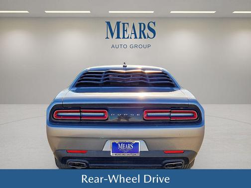 2015 Dodge Challenger SXT