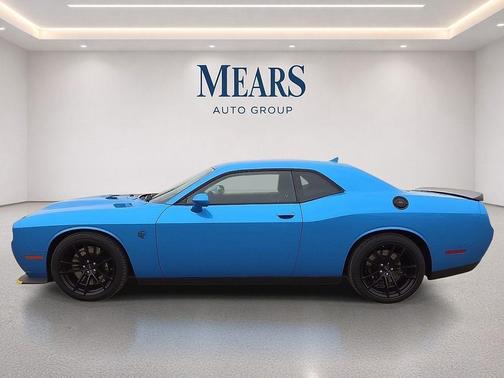 B5 Blue Pearlcoat 2023 Dodge Challenger SRT Hellcat