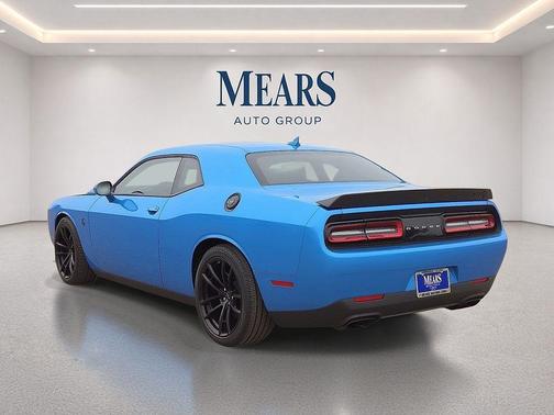 B5 Blue Pearlcoat 2023 Dodge Challenger SRT Hellcat