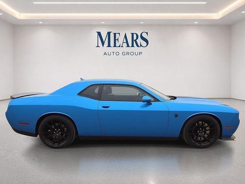 B5 Blue Pearlcoat 2023 Dodge Challenger SRT Hellcat