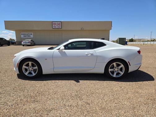 Summit White 2023 Chevrolet Camaro 1LT
