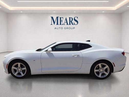 Summit White 2023 Chevrolet Camaro 1LT