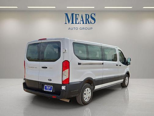 2022 Ford Transit-350 XLT