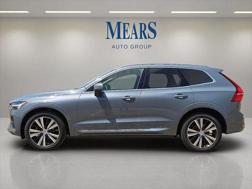 2023 Volvo XC60 B5 Plus Bright Theme
