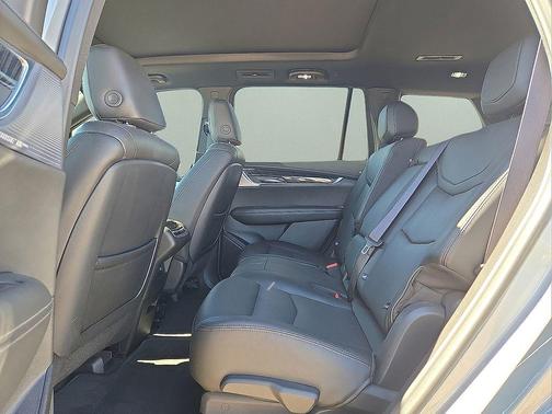 Argent Silver Metallic 2024 Cadillac XT6 Premium Luxury FWD